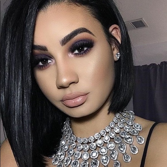 - 10” SHORT BLACK BOB HUMAN HAIR STRAIGHT LACE-FRONT - Picture 1 of 6